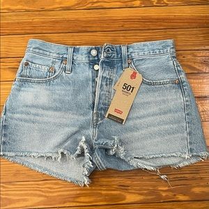 High rise Levi’s 501 shorts